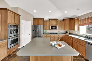 2141 W Aspen Wood Loop N, Lehi, UT 84048 - Photo 7