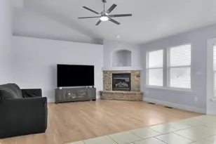 5493 W Varenna St, Herriman, UT 84096 - Photo 9