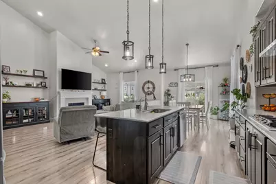 1085 N Coachman Ln, Spanish Fork, UT 84660 - Photo 7