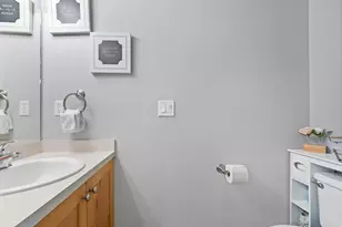 1064 E Fort Ln, Ogden, UT 84404 - Photo 13