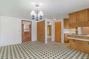 1204 E Iris Ln, Millcreek, UT 84106 - Photo 7