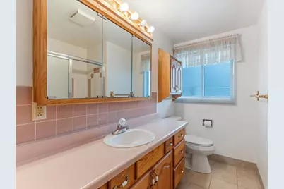 1204 E Iris Ln, Millcreek, UT 84106 - Photo 13