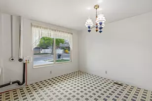 1204 E Iris Ln, Millcreek, UT 84106 - Photo 5