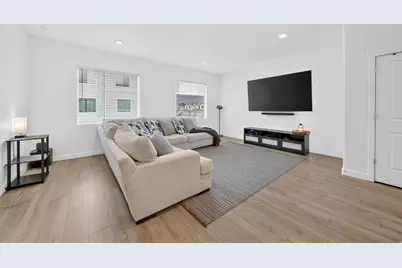 3965 N Aggie Dr, Eagle Mountain, UT 84005 - Photo 5