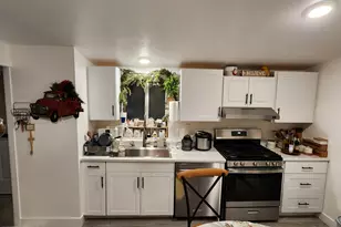 61 W Sunset Dr N, Layton, UT 84041 - Photo 3