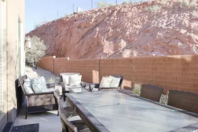 4285 E Razor Ridge Dr, Washington, UT 84780 - Photo 17