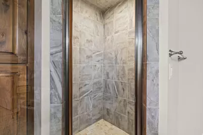 1165 E Austin Dr, Elsinore, UT 84724 - Photo 17