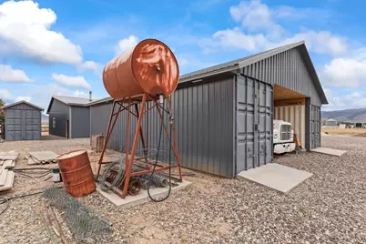 1165 E Austin Dr, Elsinore, UT 84724 - Photo 65