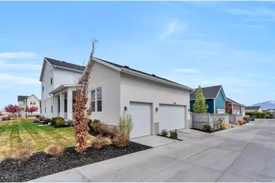 6281 W Copper Hawk Dr, South Jordan, UT 84009 - Photo 31