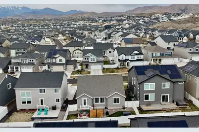 128 N Foxmoor Way, Saratoga Springs, UT 84045 - Photo 51