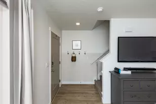 3889 S Silver Bank Dr, Magna, UT 84044 - Photo 9