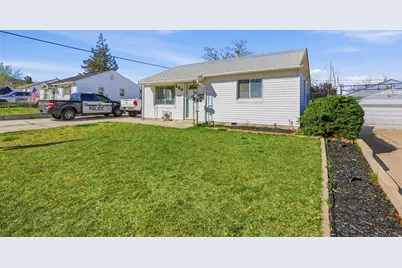 280 S 320 W, Tooele, UT 84074 - Photo 17