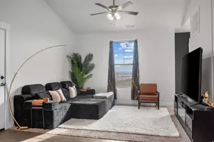 1994 N 3330 W, Lehi, UT 84043 - Photo 5