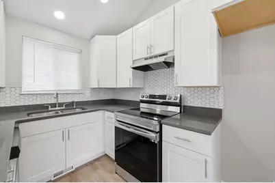 4909 W Sakura Ct, West Jordan, UT 84081 - Photo 9