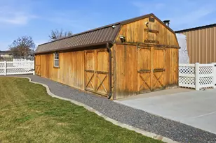 278 E Larsen Ln, Harrisville, UT 84404 - Photo 25