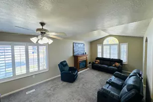 2249 W Craig Ln, Syracuse, UT 84075 - Photo 25