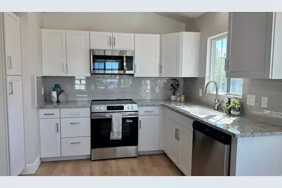 2998 S Wooley Way, Magna, UT 84044 - Photo 9