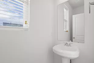 11517 S Pebble Pond Dr W, South Jordan, UT 84009 - Photo 9