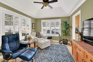 2198 E Iverson Woods Pl, Holladay, UT 84117 - Photo 7