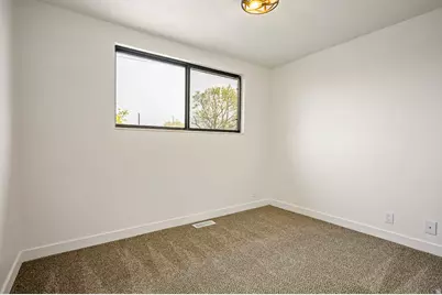 3649 S 5725 W, West Valley, UT 84128 - Photo 21