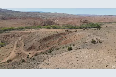 4551 S 600 E, Torrey, UT 84775 - Photo 43