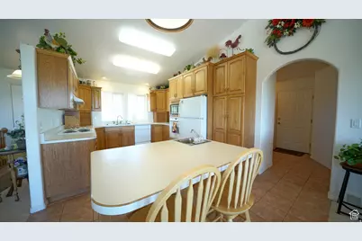 4551 S 600 E, Torrey, UT 84775 - Photo 19