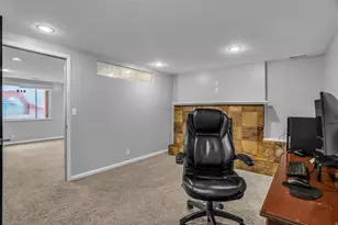 1018 E Sagehill Dr S, Holladay, UT 84124 - Photo 37