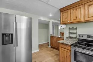 1018 E Sagehill Dr S, Holladay, UT 84124 - Photo 29