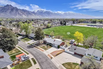 1018 E Sagehill Dr S, Holladay, UT 84124 - Photo 49