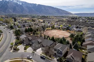 1456 E Firelight Way S, Sandy, UT 84092 - Photo 3