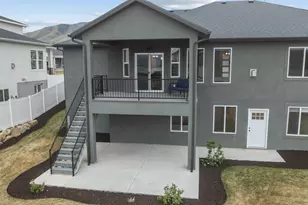 3638 S Garibaldi Wy, Saratoga Springs, UT 84045 - Photo 35