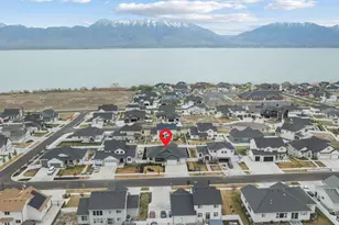 3638 S Garibaldi Wy, Saratoga Springs, UT 84045 - Photo 43