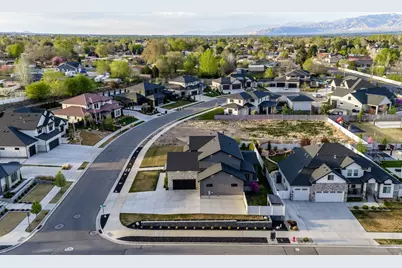 10581 S Verda Cir, South Jordan, UT 84095 - Photo 95