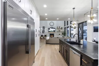 10581 S Verda Cir, South Jordan, UT 84095 - Photo 13