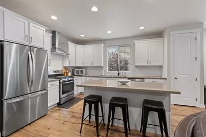 824 W 2800 N, Lehi, UT 84043 - Photo 5