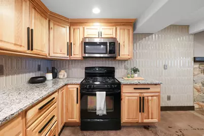 3591 E Yosemite Dr, Salt Lake City, UT 84109 - Photo 17