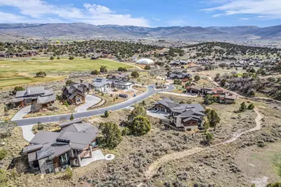 581 N Red Mountain Ct #211, Heber City, UT 84032 - Photo 11