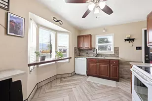 298 E 300 S, Spanish Fork, UT 84660 - Photo 11