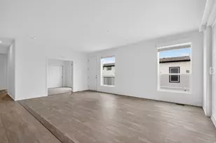 1700 W 2700 N, Pleasant View, UT 84404 - Photo 7