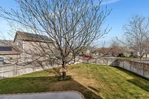 3741 E Blackhawk Rd, Eagle Mountain, UT 84005 - Photo 23