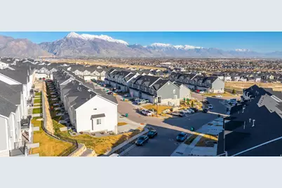 1022 W Shadow Brook Ln, Lehi, UT 84048 - Photo 27