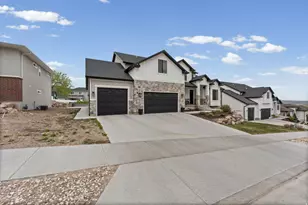 14652 S Annika Run Dr W, Herriman, UT 84096 - Photo 3
