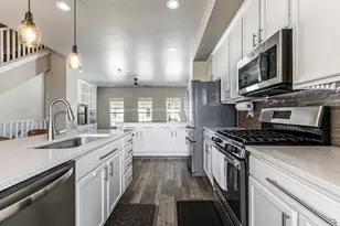 5328 W South Jordan Pkwy S, South Jordan, UT 84009 - Photo 7