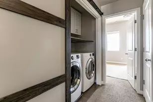 5328 W South Jordan Pkwy S, South Jordan, UT 84009 - Photo 23