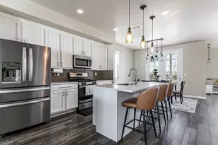 5328 W South Jordan Pkwy S, South Jordan, UT 84009 - Photo 5