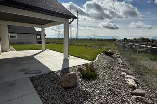 2295 S 3150 W, West Haven, UT 84401 - Photo 5