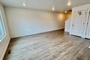 1051 Merchant Rd, Saratoga Springs, UT 84043 - Photo 5