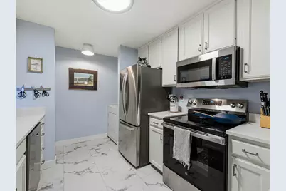 530 S 400 E #2207, Salt Lake City, UT 84111 - Photo 11