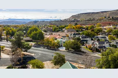 461 Diagonal St, Saint George, UT 84770 - Photo 9