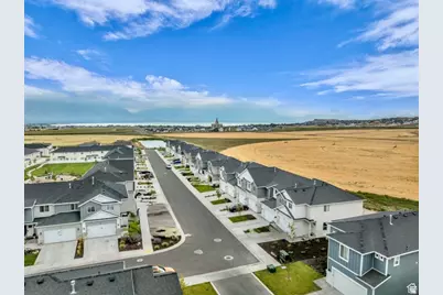 5124 E Lakefield Dr, Eagle Mountain, UT 84005 - Photo 45